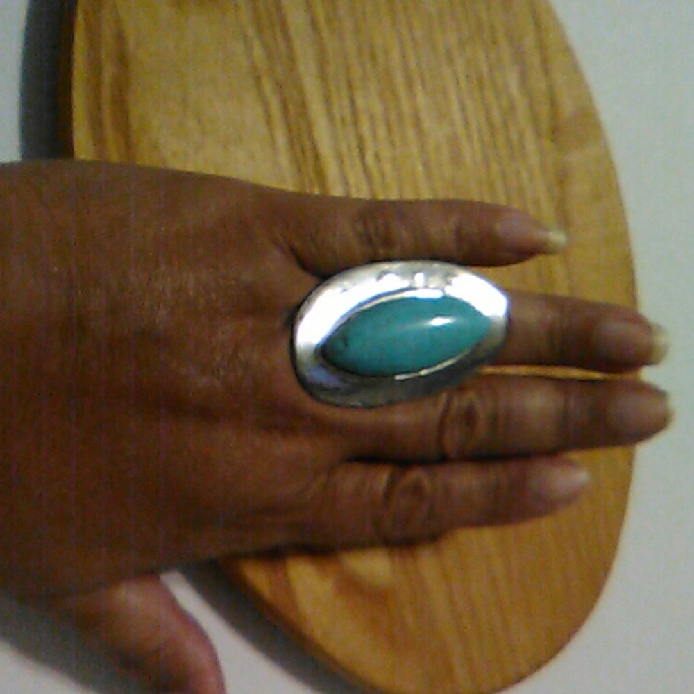 Faux turquoise ring - Picture 2 of 5